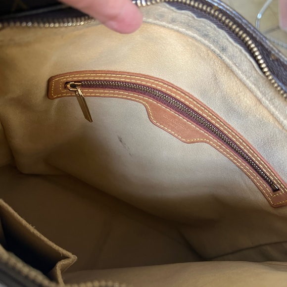 Authentic Louis Vuitton Shoulder bag - Picture 16 of 17